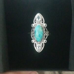 Elegant 925 Silver and Turquoise Ring